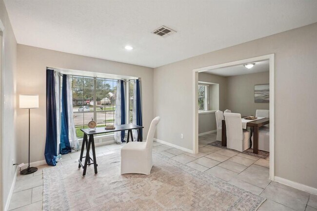 Building Photo - 1703 Westmere Ct