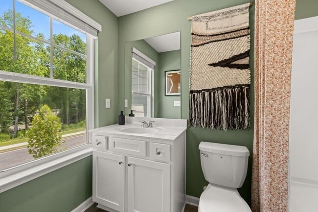 Building Photo - 470 Red Dragon Dr