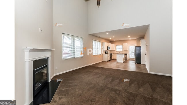 Building Photo - 3658 Madison St