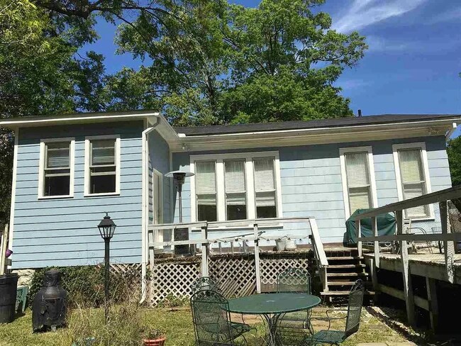 Building Photo - 3421 Northview Dr