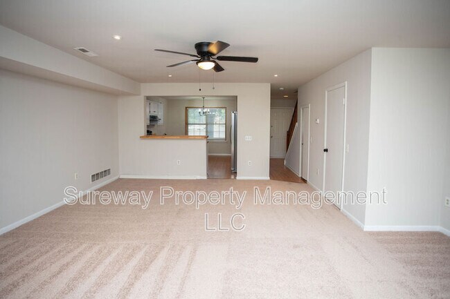 Building Photo - 137 Brent Ct