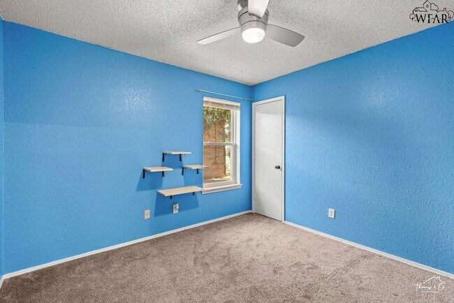 Building Photo - 1 McNabb Cir