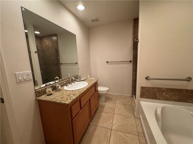 Building Photo - 3340 Landon Dr W