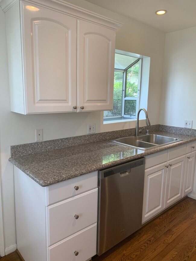 KITCHEN (w/ garden window) - 10874 National Blvd