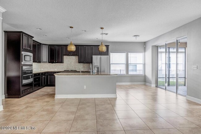 Building Photo - 96 Taylor Ridge Ave