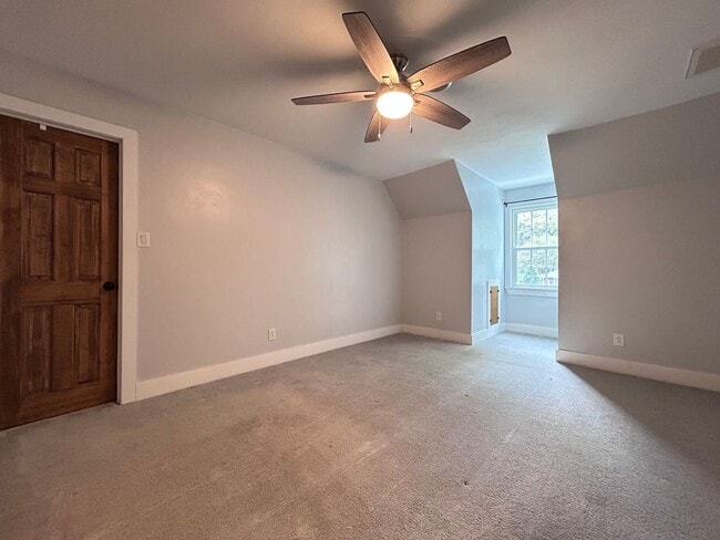 Building Photo - Charming Waterfront Home in Sought-After Chesopeian Colony "ASK ABOUT OUR ZERO DEPOSIT"