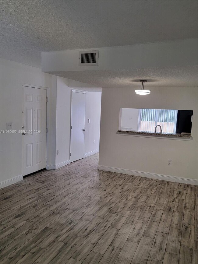 Building Photo - 8250 SW 149th Ct