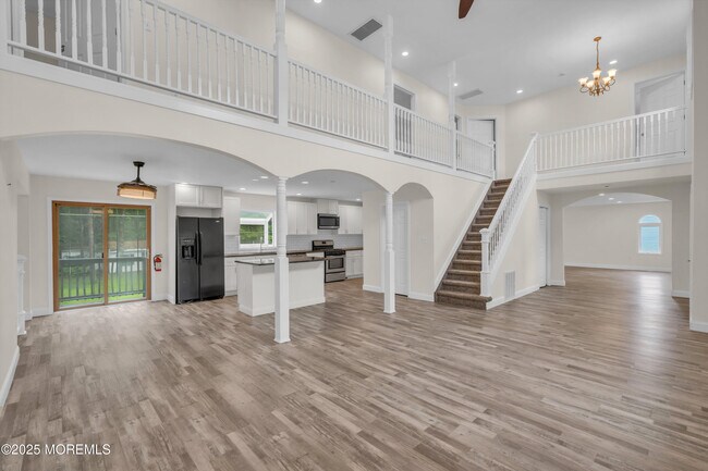 Building Photo - 352 Leesville Rd