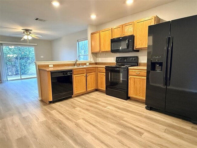 Building Photo - 12309 Drummond Dr