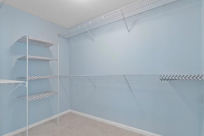 Building Photo - 276 Murcia Dr