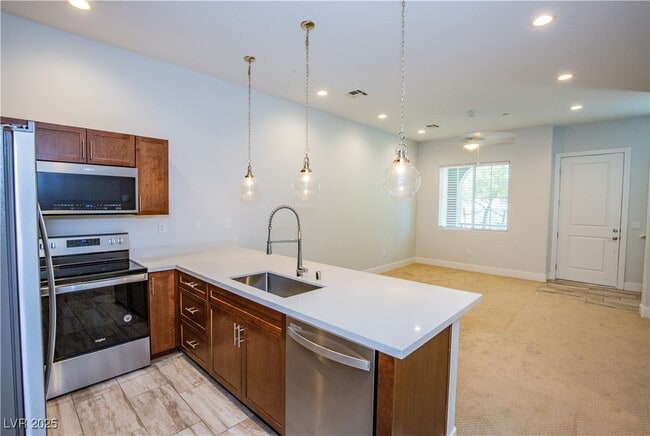 Building Photo - 10557 Ridge Glow Ave