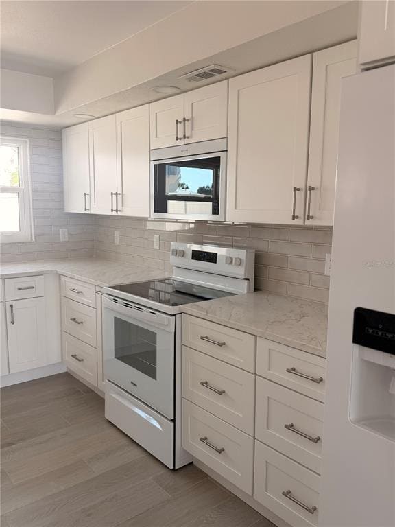 Building Photo - 716 Bayway Blvd