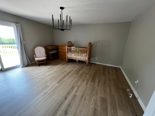 Building Photo - 3905 Carriage Hill Dr