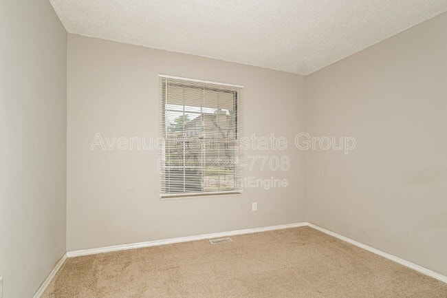 Building Photo - 2203 McKelvey Rd