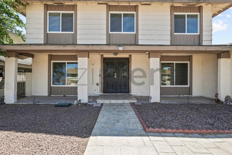 Building Photo - 899 Monika Way