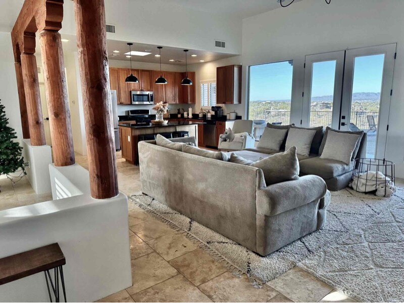 Building Photo - 3046 W Salvia Dr