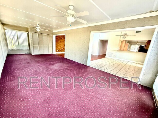 Building Photo - 1103 Dappled Elm Ln