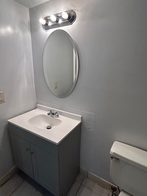 Building Photo - 9109 Troon Ln