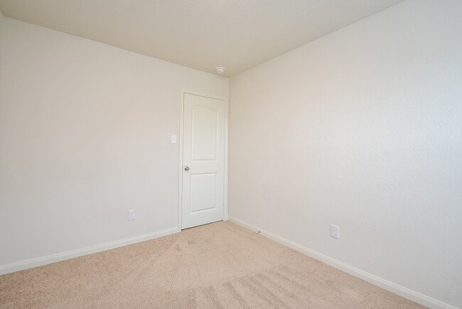 Building Photo - 405 Texas Olive Dr