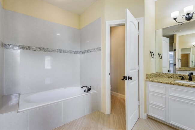 Building Photo - 3034 Orchard Ct