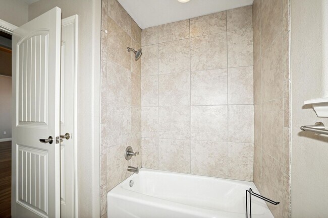 Building Photo - 15101 Helium Rd