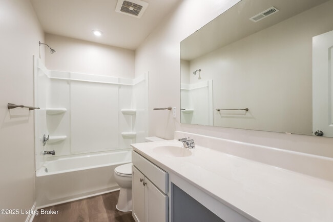 Building Photo - 621 Toll House Ct