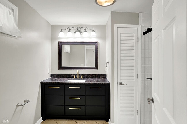 Building Photo - 301 W Pierce St