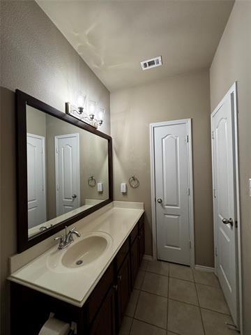 Building Photo - 4548 Fern Valley Dr