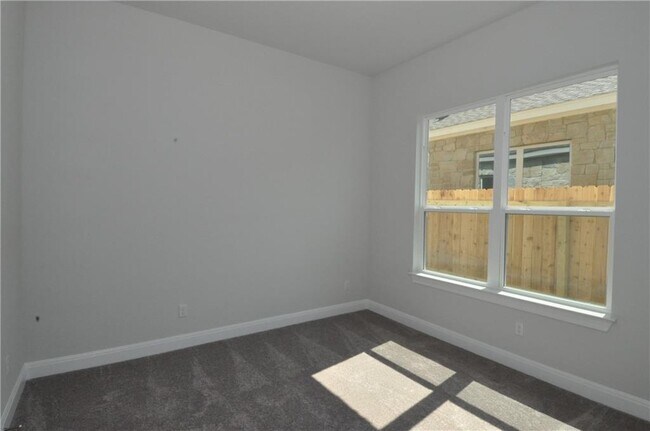 Building Photo - 3750 E Palm Valley Blvd