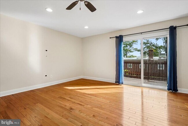 Building Photo - 223 Burgess Ave