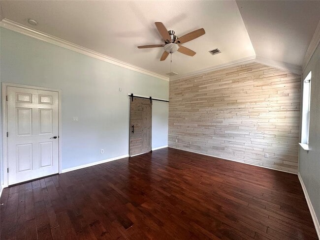 Building Photo - 803 Mallard Lake Tr