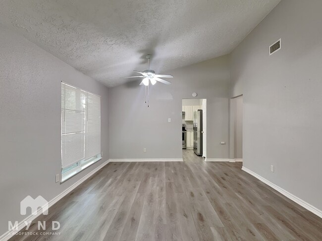 Building Photo - 12615 Enchanted Path Dr