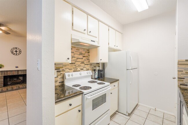 Building Photo - 7900 N Stadium Dr