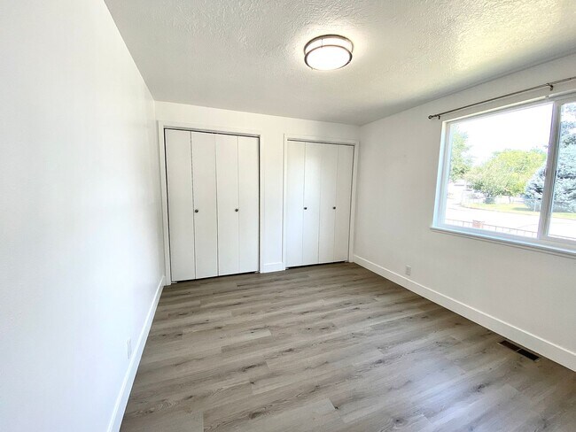 Building Photo - 3 bedroom 2 Bath 2 Car Garage Single Level Home near Micron and BSU