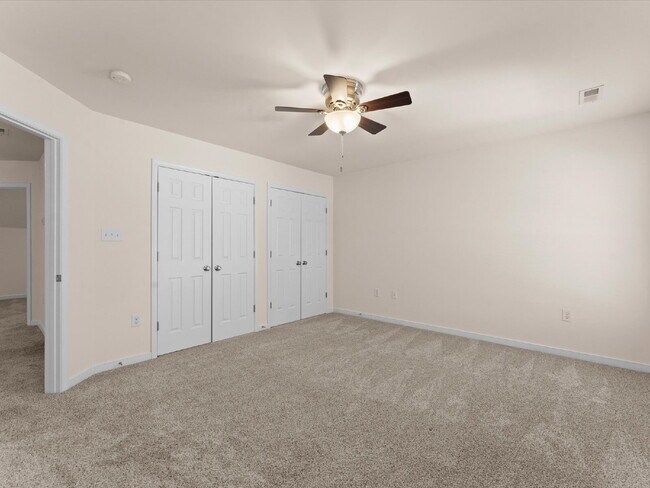 Building Photo - 709 Abbey Village Cir