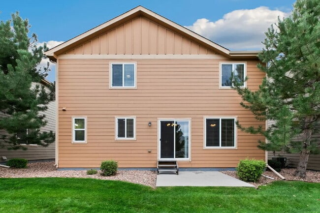 Building Photo - Spacious 3-Bedroom Home with Central A/C Near Fort Carson & Peterson