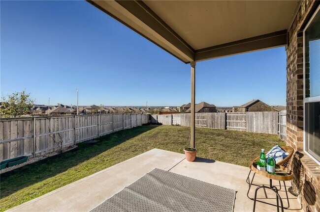 Building Photo - 288 Eves Necklace Dr.