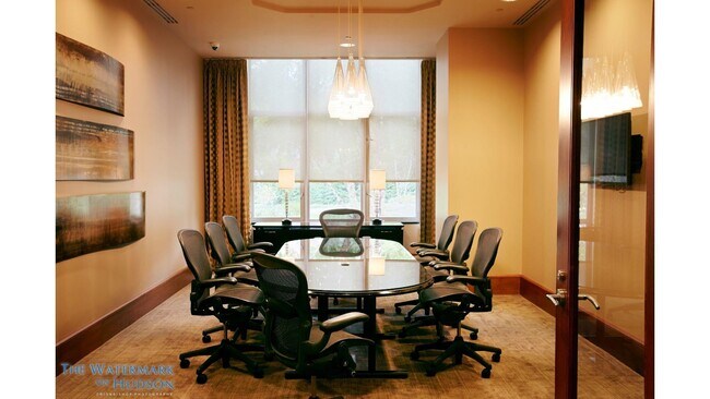 Building Photo - 8100 River Rd