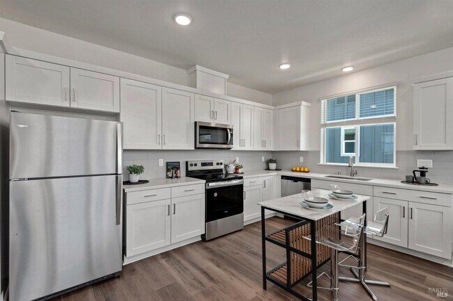 Building Photo - 1426 Yankee Dr