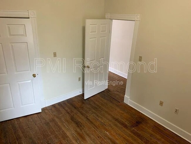 Building Photo - 420 N 27th St