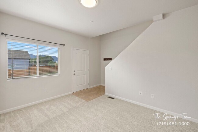 Building Photo - MODERN COMFORT IN LINCOLN COMMONS COMMUNIT...