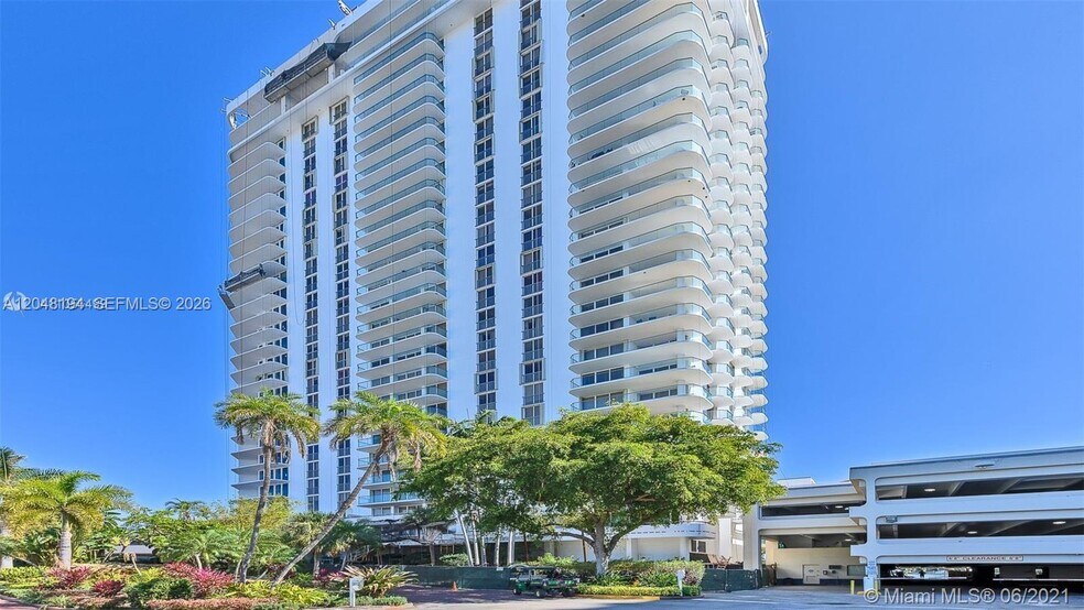 Building Photo - 19707 Turnberry Way