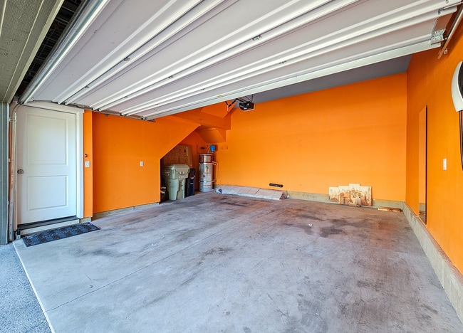 Building Photo - 588 SW 197th Pl