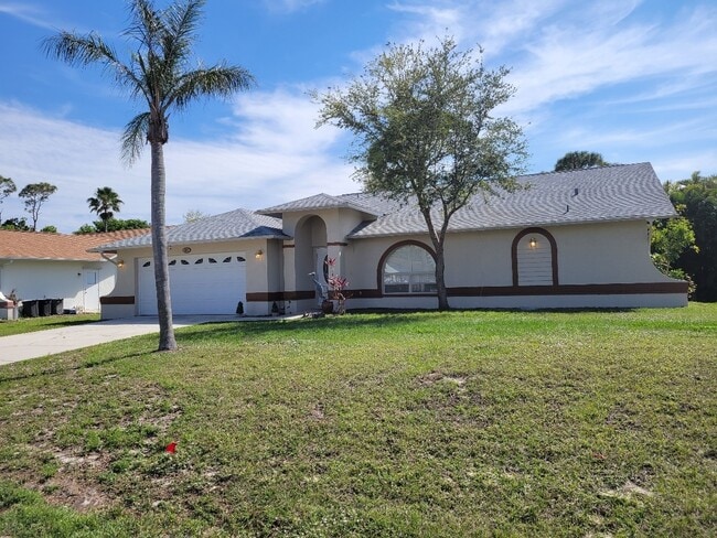 Primary Photo - 9160 Aster Rd