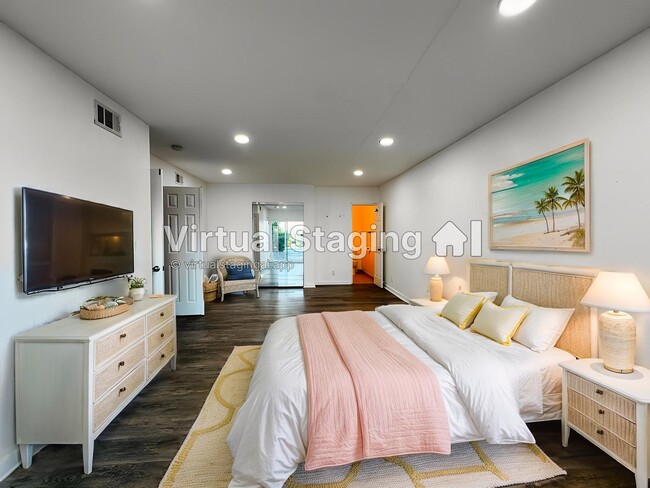 Building Photo - 641 Adobe Cir