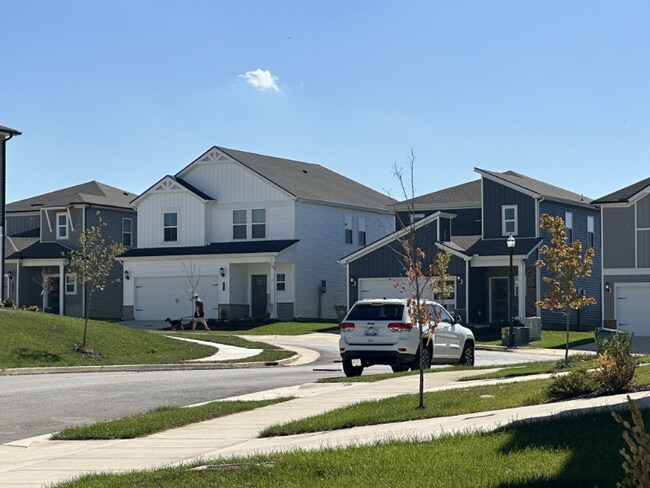 Building Photo - 4525 Skywood Ln