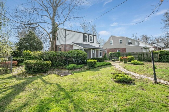 Building Photo - 2B/1B Charming Single Family home in Glend...