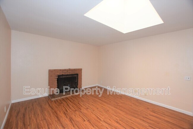 Building Photo - 3701 Taffrail Ln