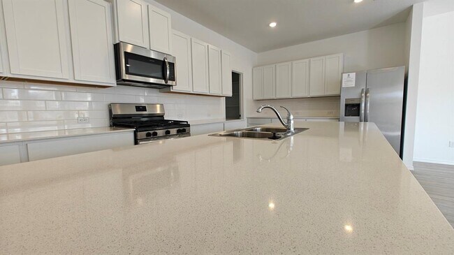 Building Photo - 106 Arbordale St