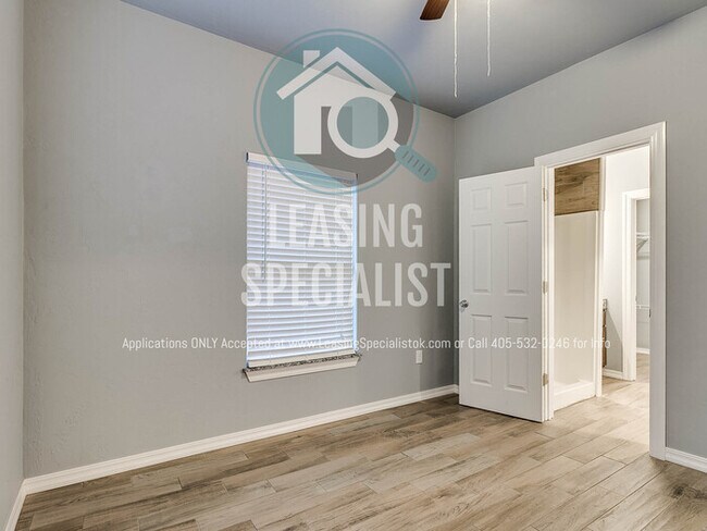 Building Photo - Central Norman 4 Bed 3 Bath House Ready fo...
